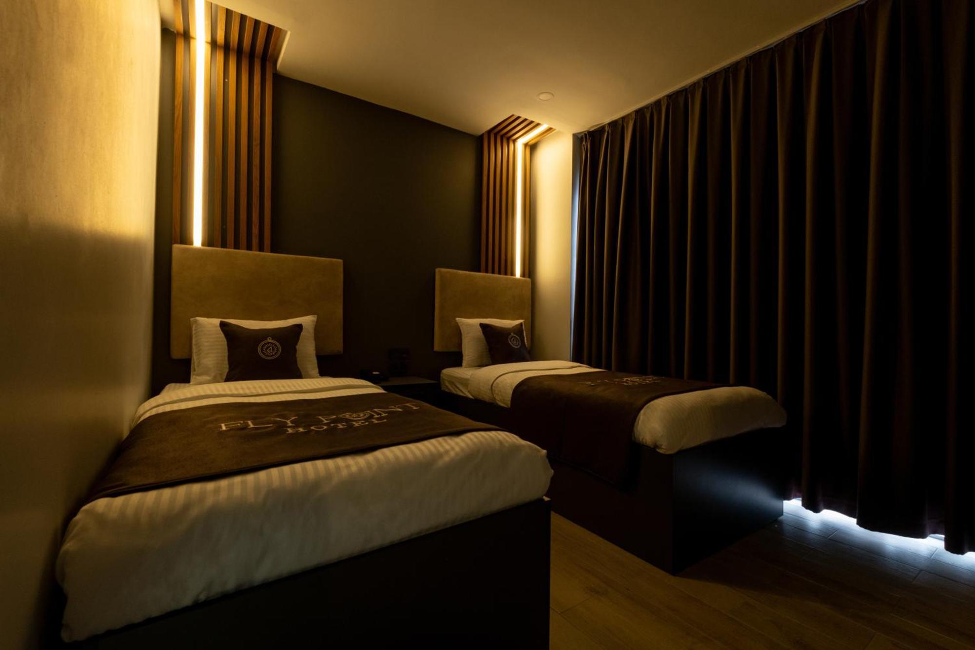 Fly Point Airport Hotel Arnavutkoy Eksteriør billede