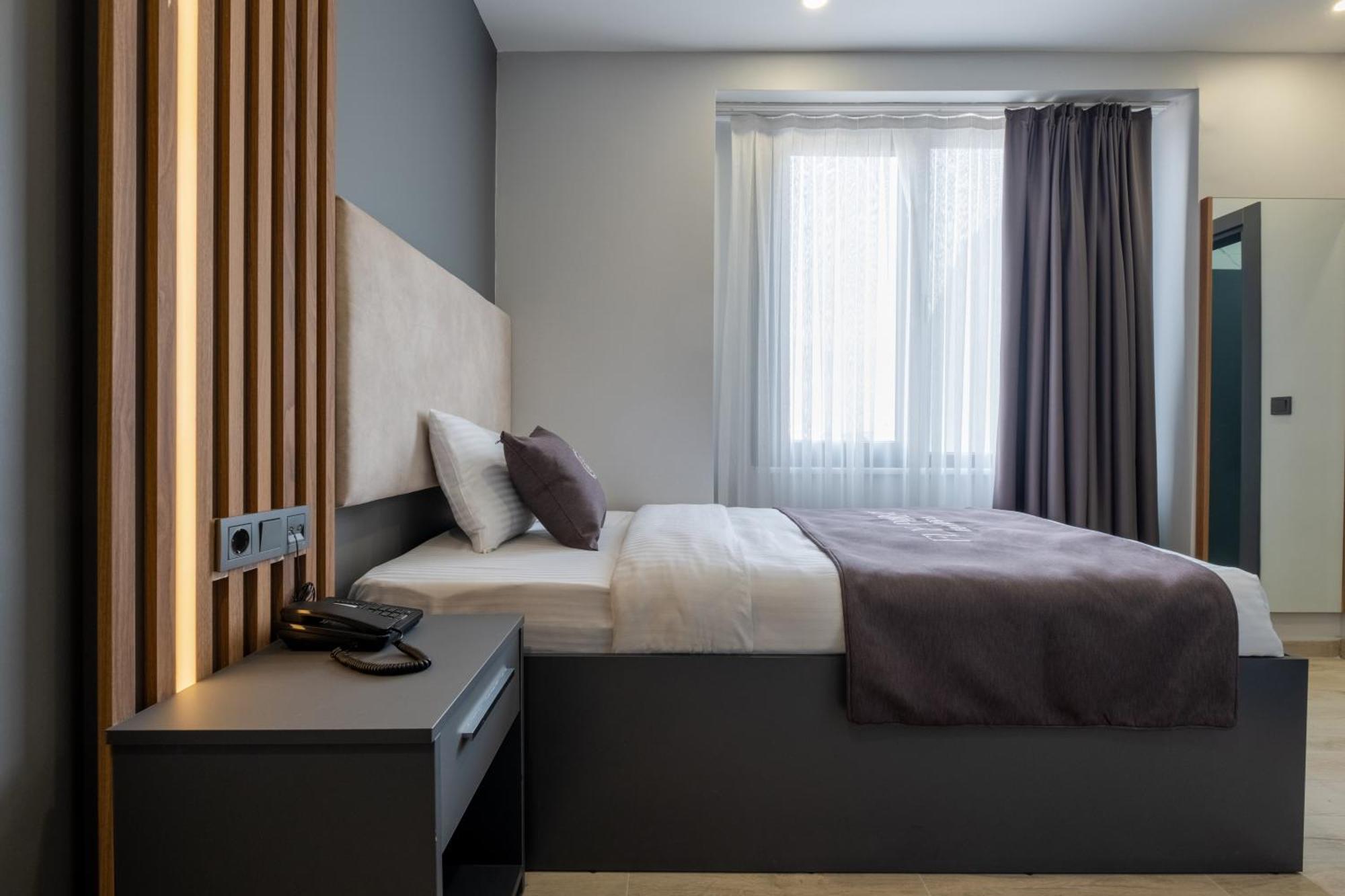 Fly Point Airport Hotel Arnavutkoy Eksteriør billede